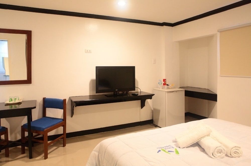 Vf Four Season Hotel Angeles Bagian luar foto