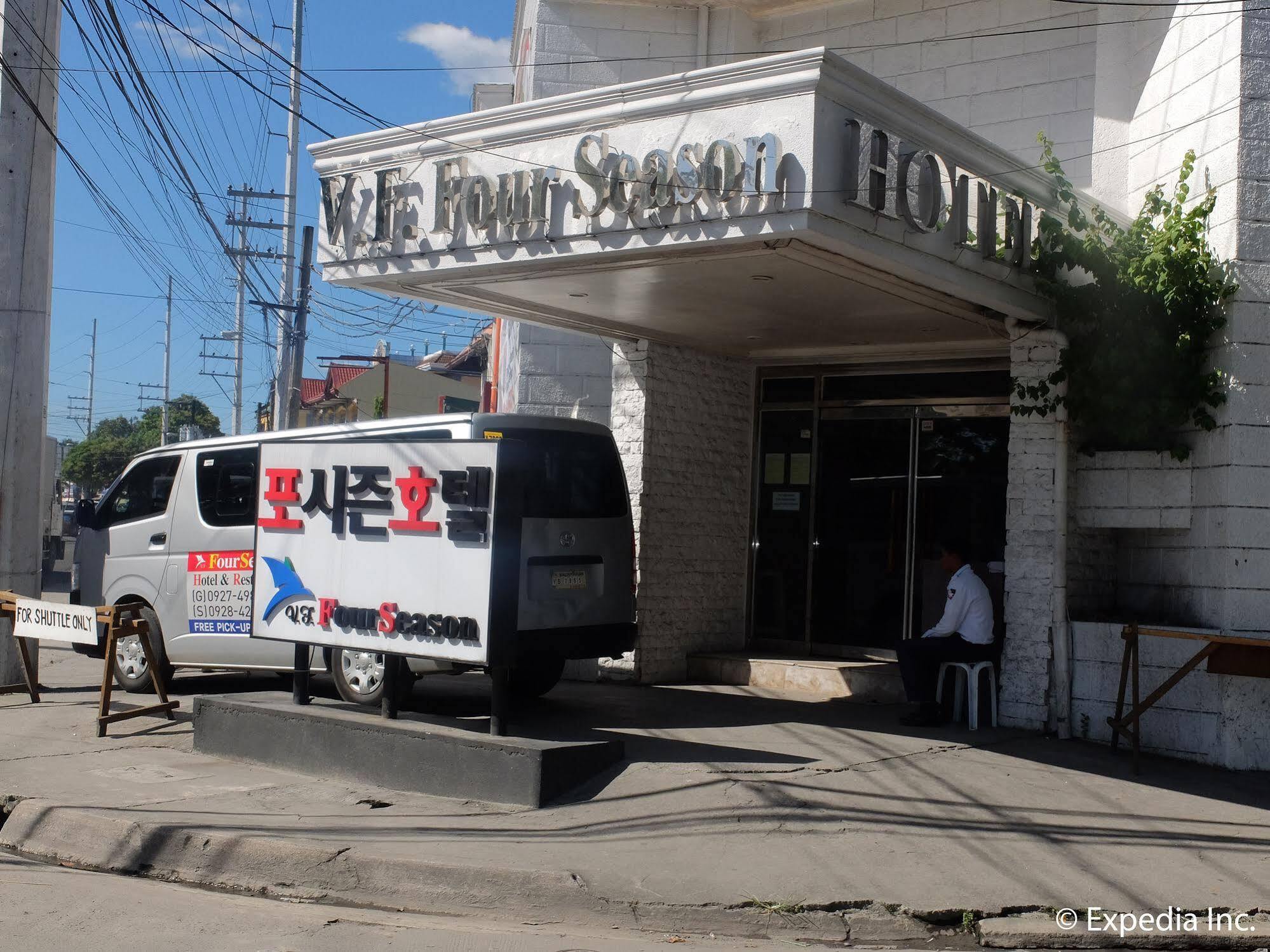 Vf Four Season Hotel Angeles Bagian luar foto