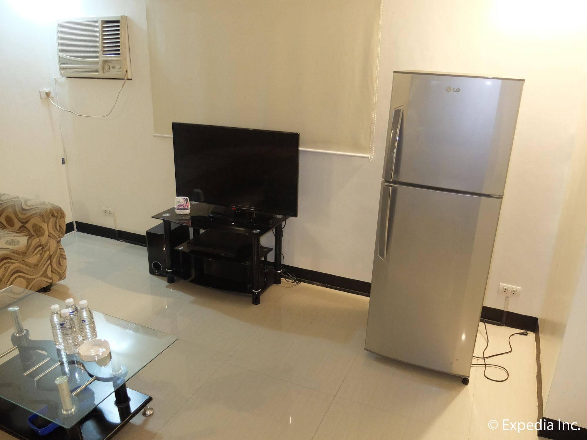 Vf Four Season Hotel Angeles Bagian luar foto
